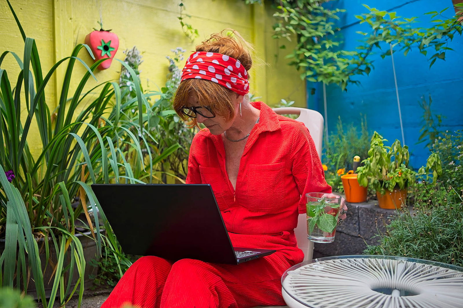 Clevo V650AU Compact Portable Linux Notebook